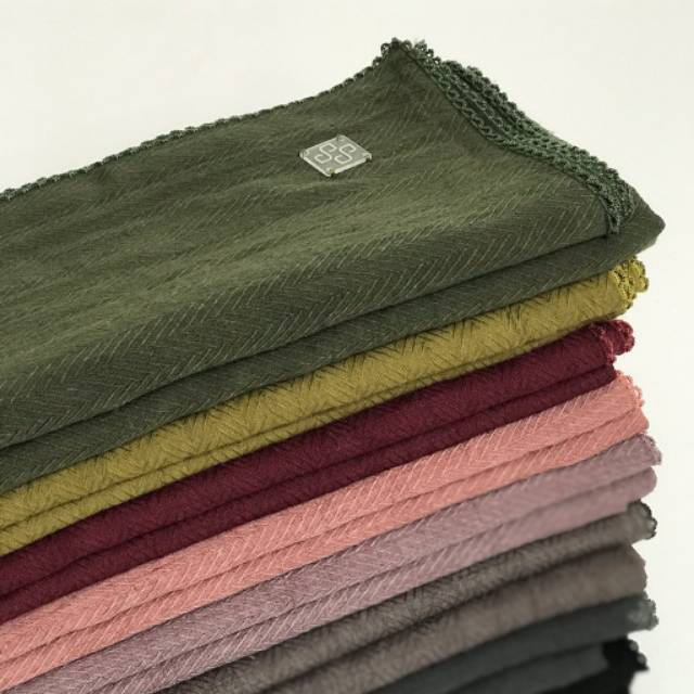 

Viera Square Socialscarf