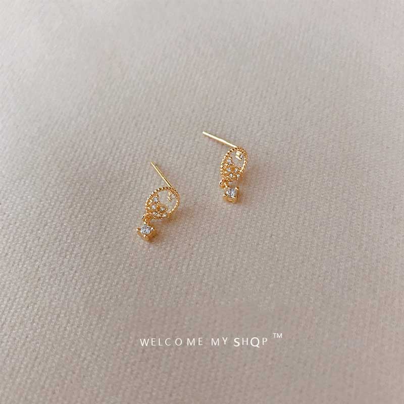 Melubangi Anting Pejantan Berlian Zirkon S925 Sterling Perak Emas Perhiasan Fashion Wanita Jatuhkan Anting Kait Earrings