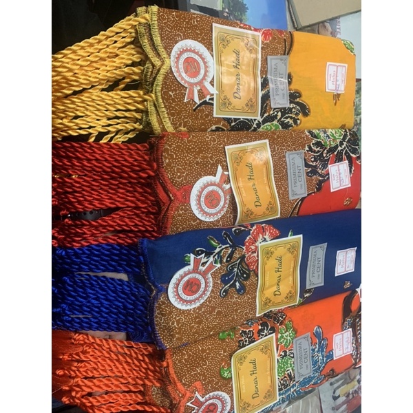 kain panjang Danar Hadi rambu