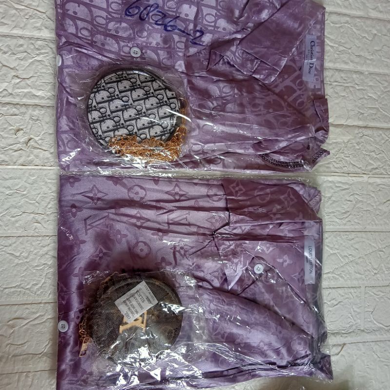 Kemeja wanita satin tangan panjang impor printing DR LV GC CH free tas rantai As6631-Ungu