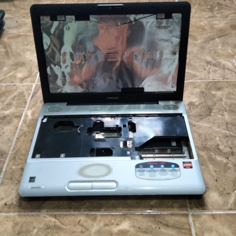 Casing kesing original case laptop Tosiba L505D
