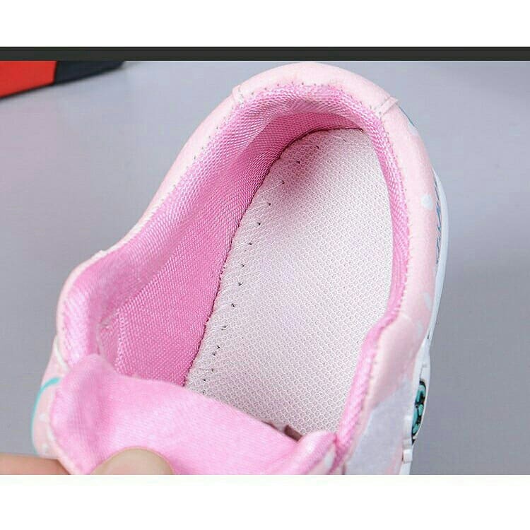 SEPATU SNEAKER ANAK PEREMPUAN BAHAN KARET BISA COD KEREN