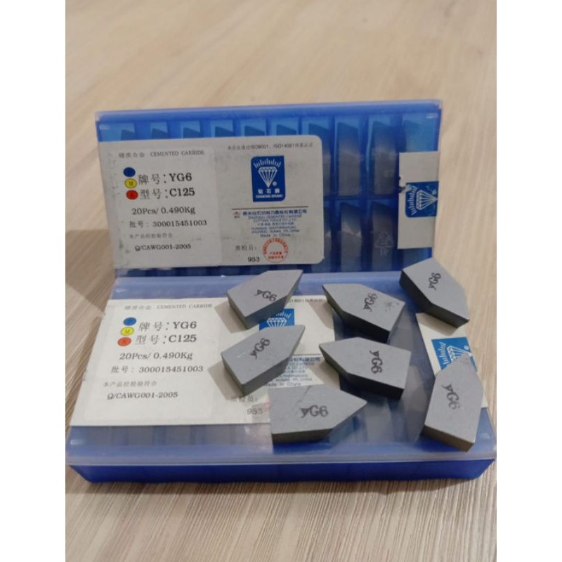 MATA INTAN WIDIA YG6 C125 (12mm). BETEL WIDIA C125 YG6. PAHAT BUBUT TIP C125 YG6. MATA INTAN WIDIA. 