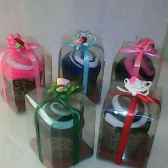 Souvenir handuk es cream / towel cake isi 100 biji