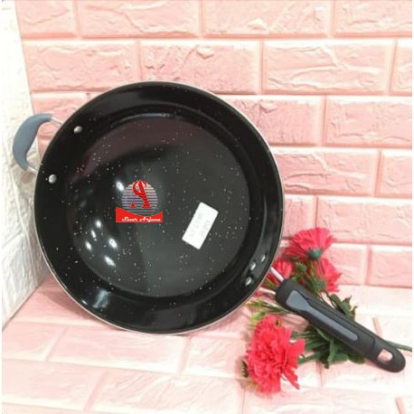 FRYING PAN QUALITY 34 CM