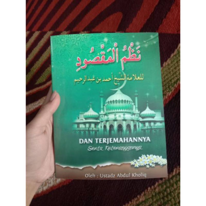 

Buku Terjemah Nadzom Al Maqsud Penjelasan Ilmu Shorof