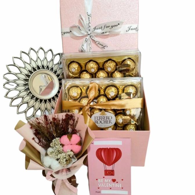 

FERRERO 24 X 2 SPECIAL VALENTINE HAMPERS / GIFT BOX / KADO VALENTINE DG654EAFVD