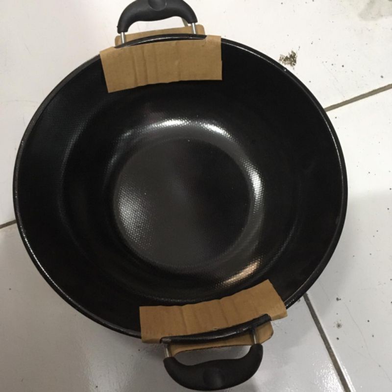 Kuali Wajan Hitam Tebal