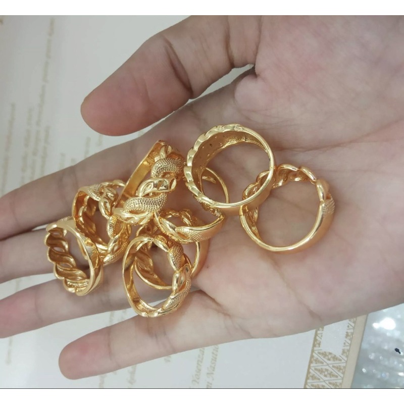 cincin ukir indah terlaris perhiasan wanita titanium gold