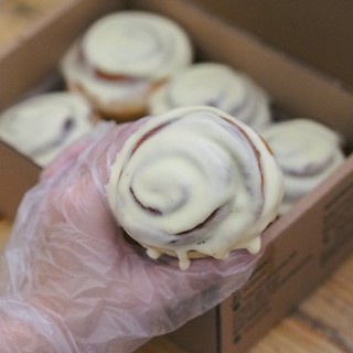 

Creamcheese Cinnamon Rolls (Mini Size)