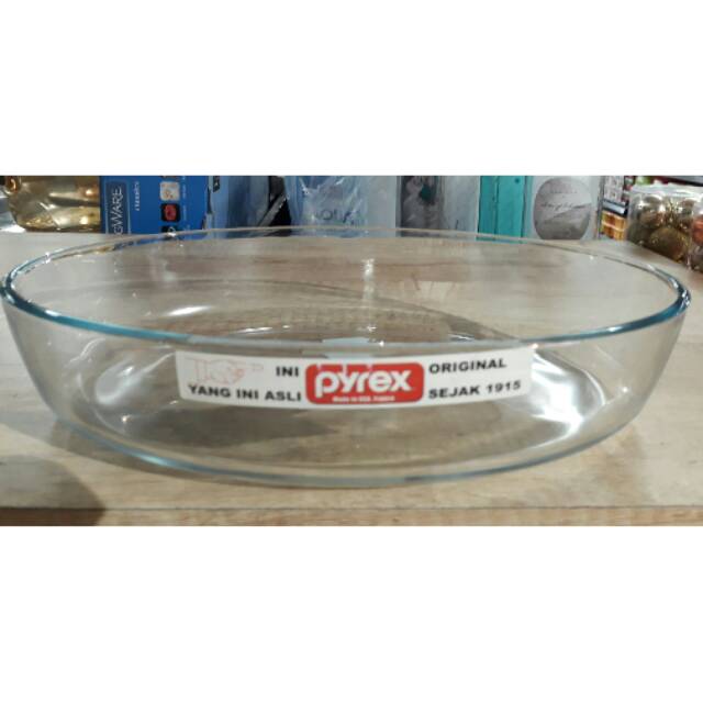 PYREX OVAL DISH  2.7L
