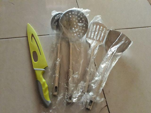 Pisau Dapur 30cm C02 Yongfeng Sarung