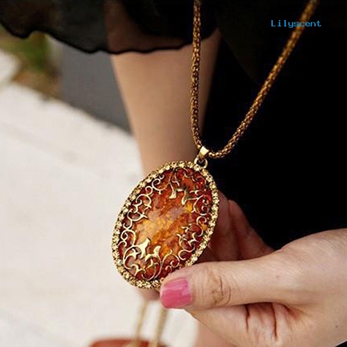 Kalung Rantai Panjang Liontin Model Hollow Gaya Vintage Untuk Wanita