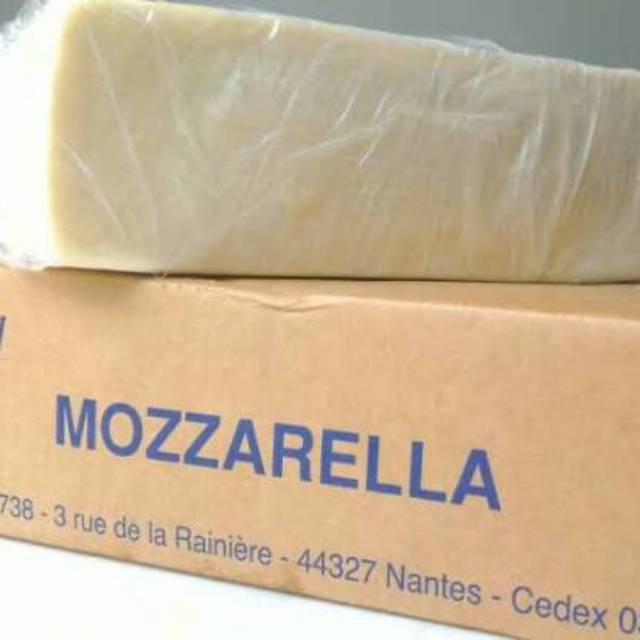 

keju mozarella 1 kg eurial cocok untuk pizza