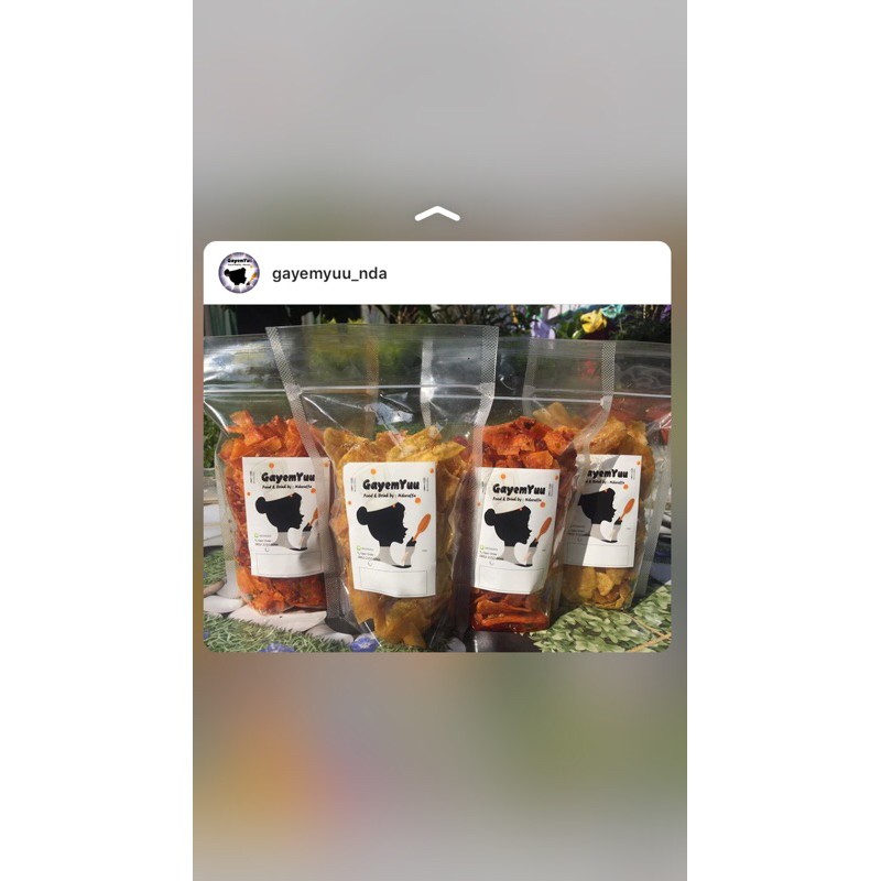 

Lantak Manis & Keripik singkong balado by Gayemyuu