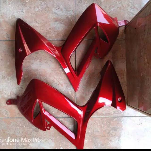 Sayap depan reksil samping SUZUKI SATRIA F fu old lama thailand barong warna merah maroon