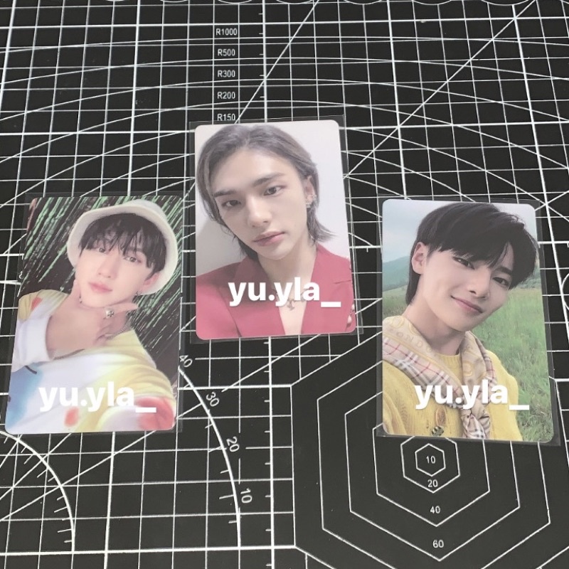 BOOKED lucky draw noeasy the view jeongin domino hyunjin unit surfin changbin ld