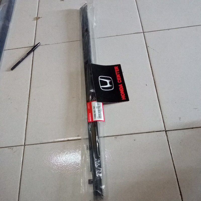 pelipit karet kaca luar weather strip luar honda city2003 2004 2005 2006 2007 2008 belakang kiri ori