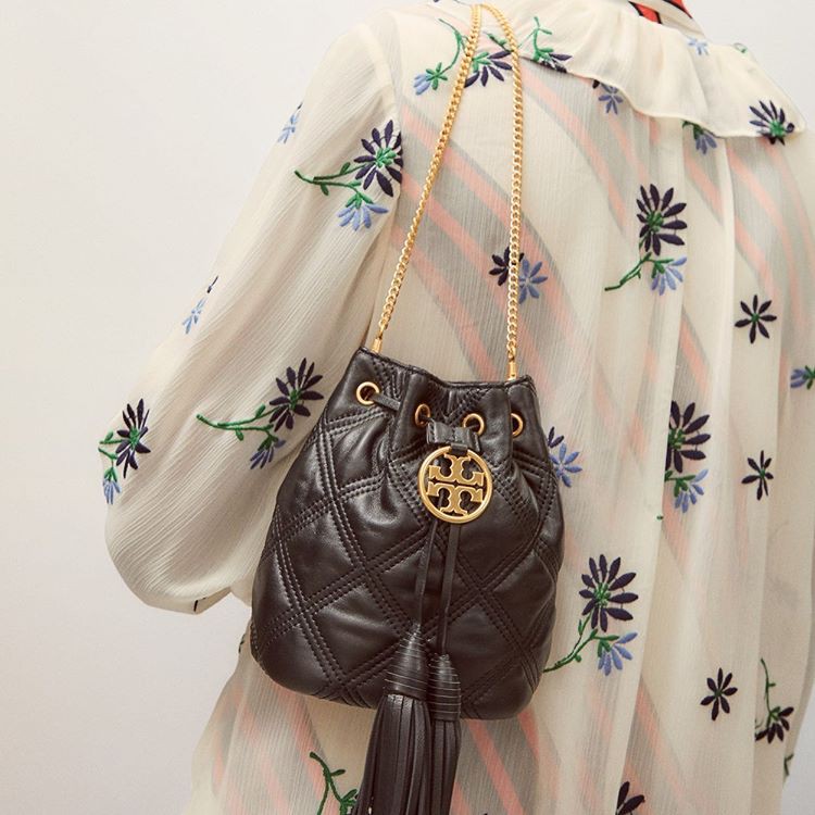 SLING BAG TORY CHELSEA QUILTED DB695