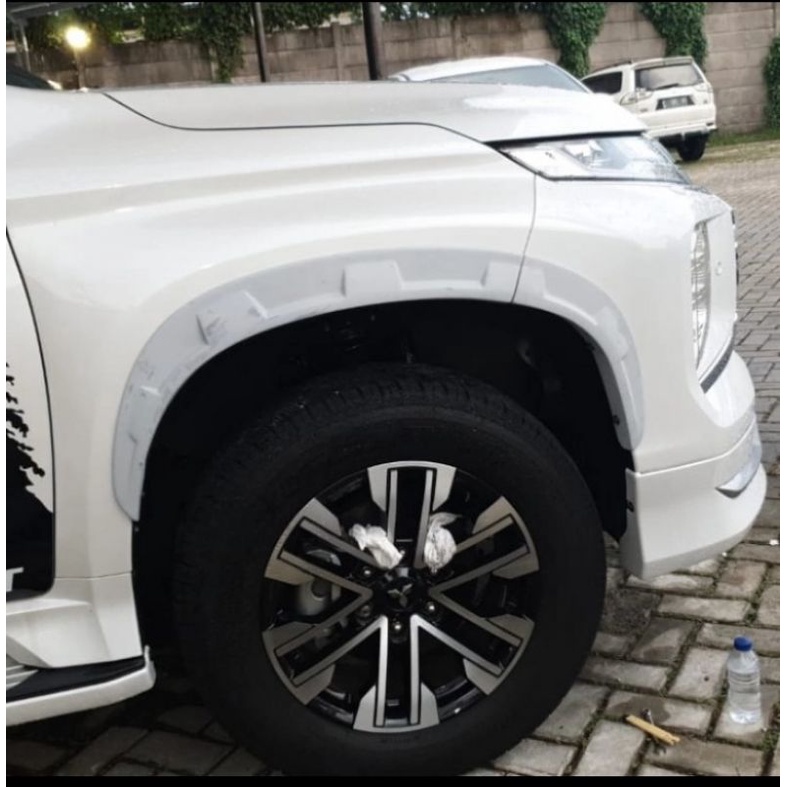 over fender pajero 2021 rockford