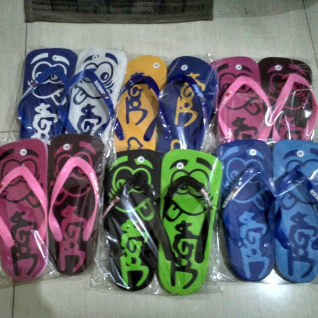 SANDAL JOGJA SANDAL MURAH SANDAL JAPIT SANDAL WUDHU SANDAL PASANGAN BERTULISKAN JOGJA MALIOBORO