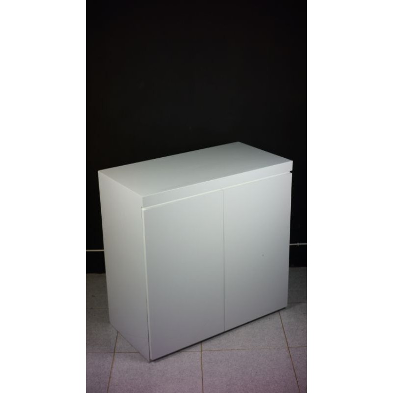 cabinet aquarium