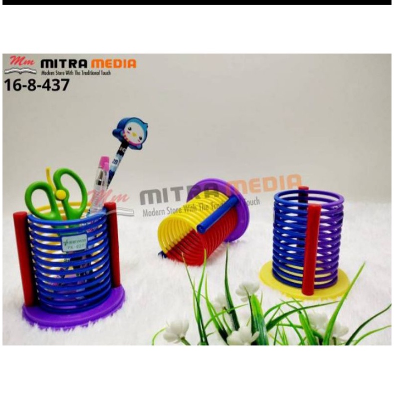 

PENSTAND SPIRAL LEPASAN KERANJANG PLASTIK/ TEMPAT PENCIL/TEMPAT PULPEN