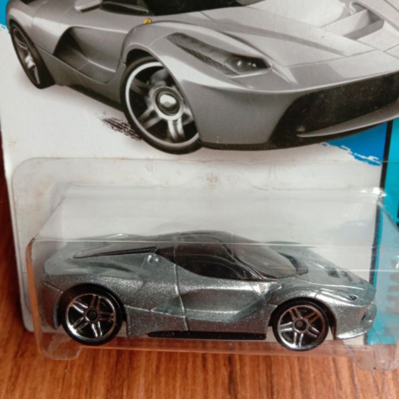 diecast hot wheels ferrari laferrari silver