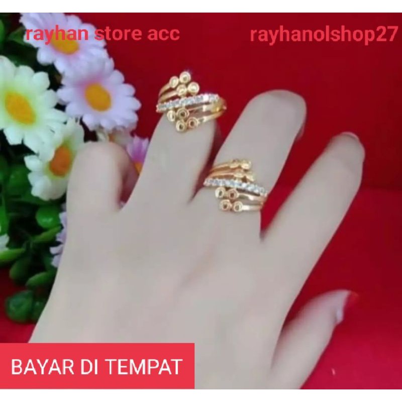 CINCIN TITANIUM XUPING Dewasa Desain terbaru bahan lapis emas 18k perhiasan wanita titanium anti karat motif pilihan