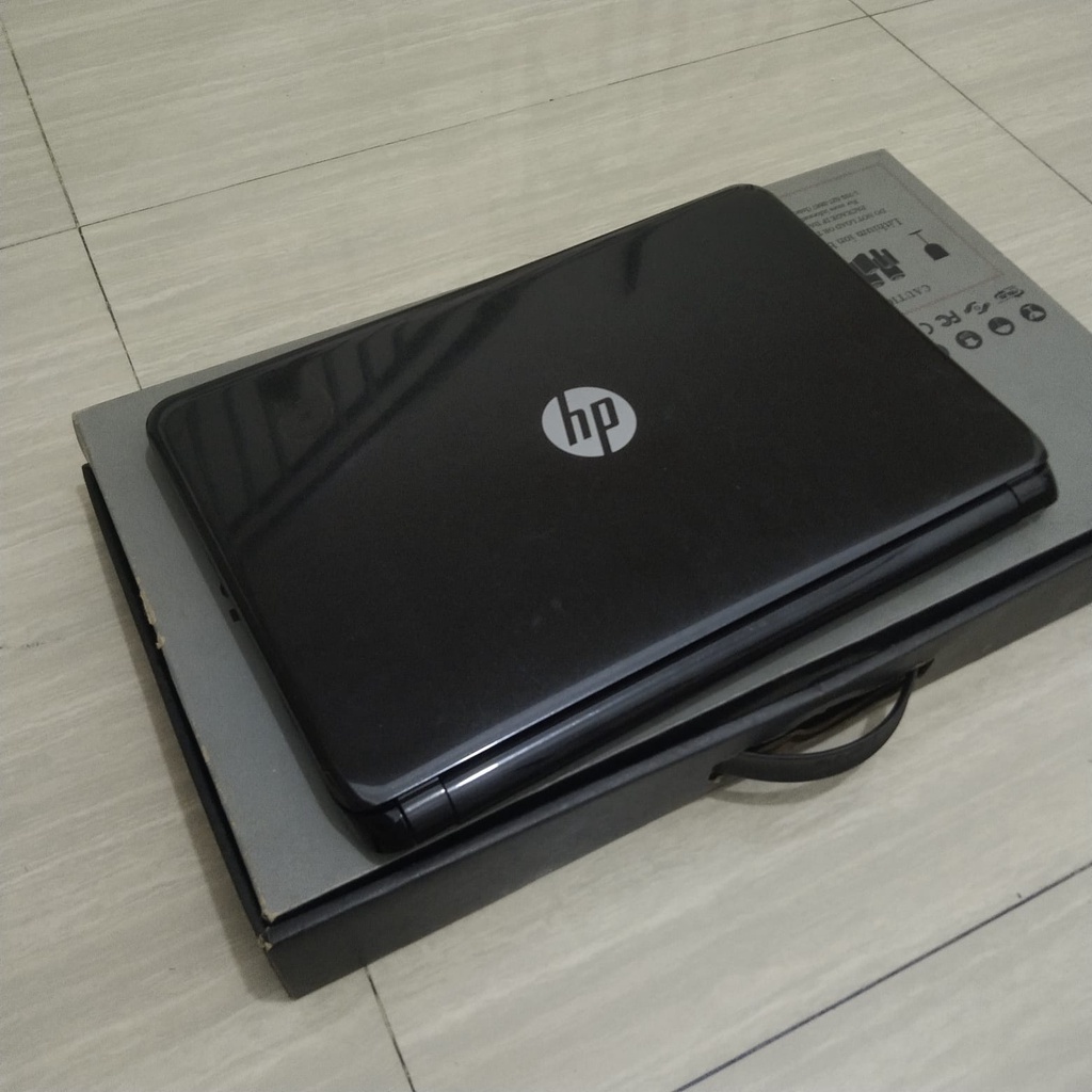 laptop leptop second programmer desain gaming hp 14 core i3 vga nvidia 2gb ram 8gb hdd 500gb ssd 128 mulus