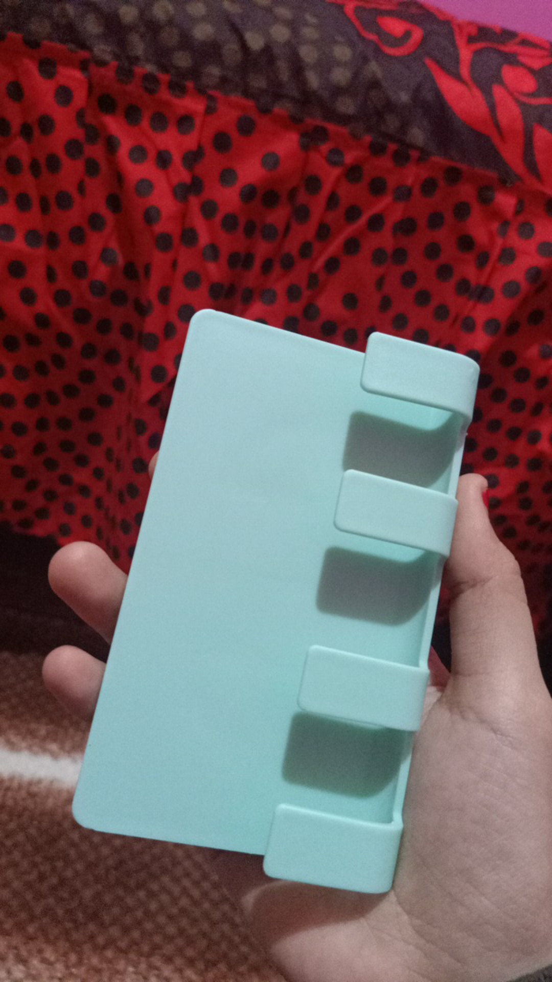 Kait Gantungan Serbaguna Di Tembok