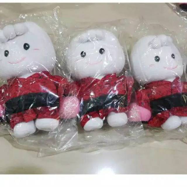 Pokojang boneka kimono