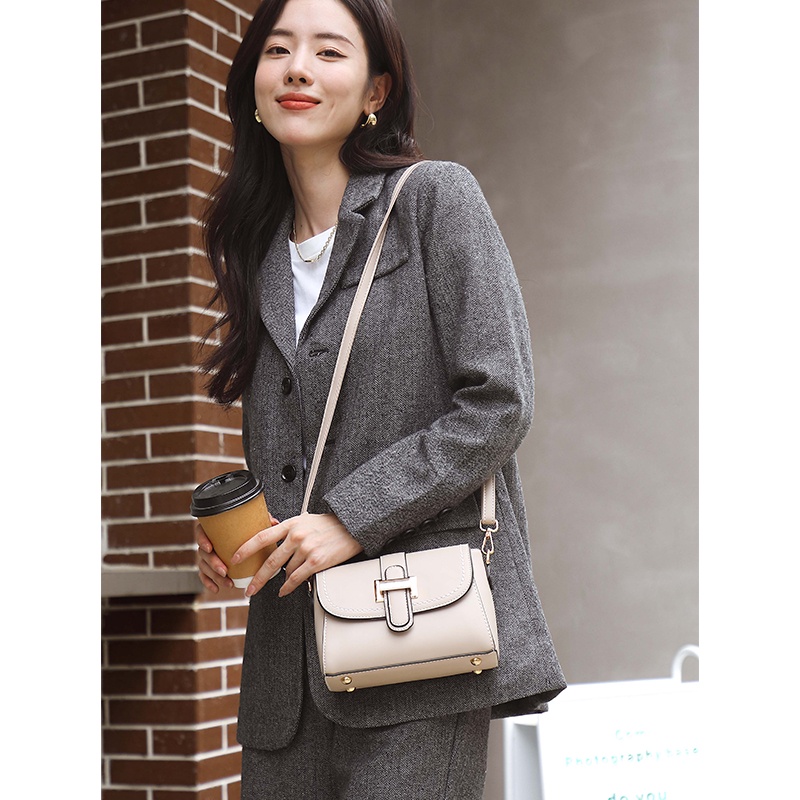 Bostanten Tas Selempang Wanita Sling Bag Fashion Shoulder Bag