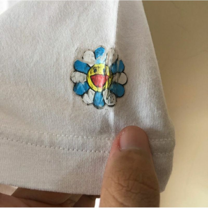 Tshirt Uniqlo x Takashi Murakami x doraemon