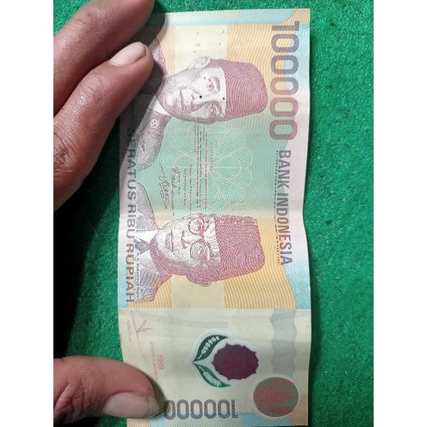 Uang 100 Ribu Rupiah keluaran lama , Tahun 99