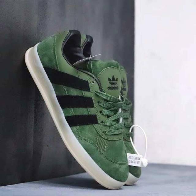 adidas aloha super mark gonzales