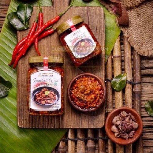 

Sambal Cumi TIN'S KITCHEN Bumbu Masak Instan Premium Praktis Enak Sehat Tanpa Pengawet Cita Rasa Resto 200gr