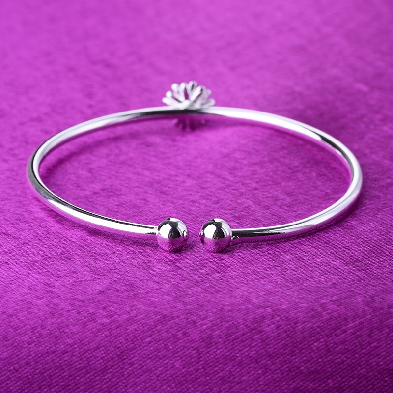 Gelang Pembuka Perak Daisy Silver Opening Bracelet Trendy Flower Adjustable Finger Bracelets Women Jewelry Accessories