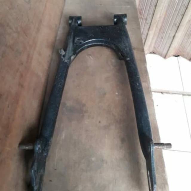 Swing arem Suzuki Thunder original