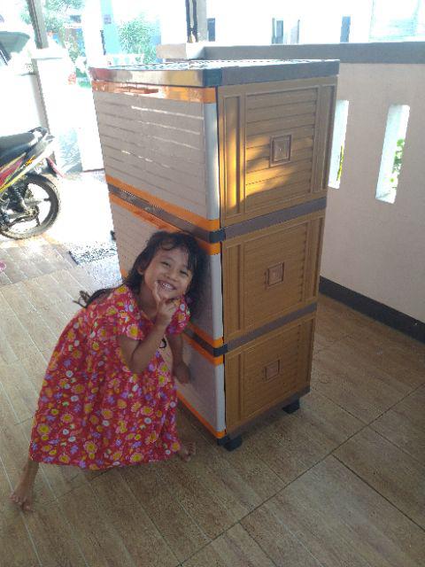 MEDIUM BESAR LEMARI PLASTIK CLUB SUSUN 3 Shopee Indonesia MEDIUM BESAR LEMARI PLASTIK CLUB SUSUN 3 Shopee Indonesia