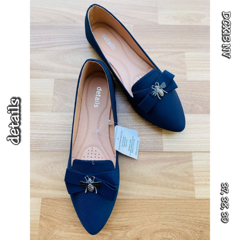 sepatu navy details