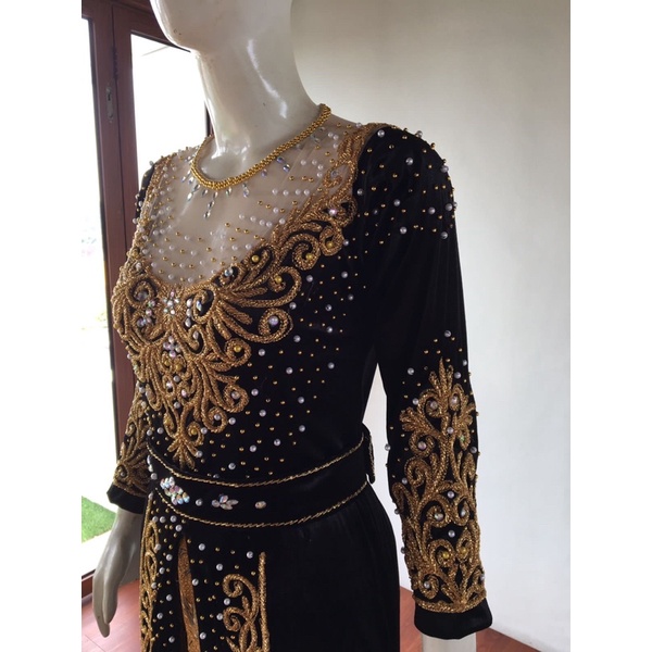 baju pengantin putra dan putri/kebaya naura