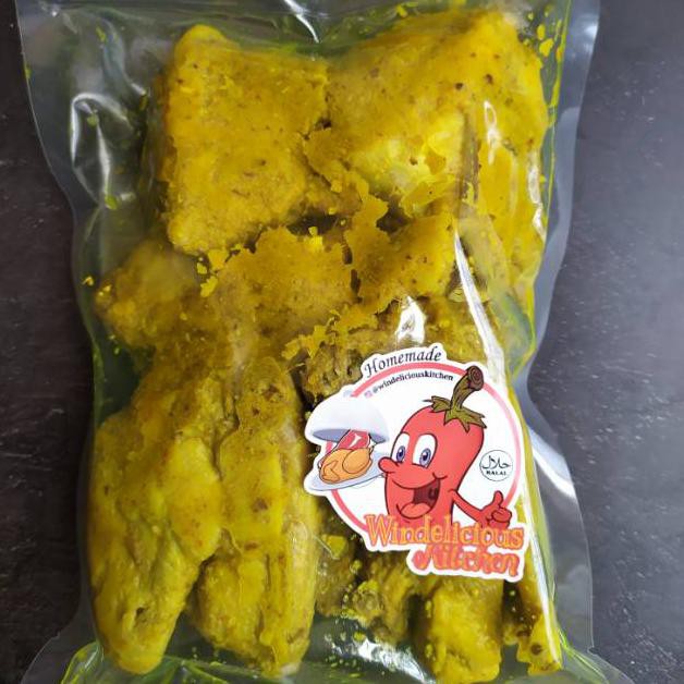 

Terlaris Ayam Ungkep Lengkoas 1 Ekor 8 Potong / Ayam Kuning / Ayam Goreng / Paha / Ayam Lengkuas /