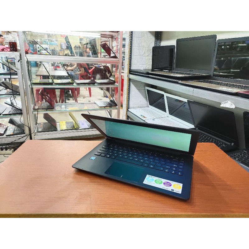 Laptop Asus X453 RAM 2GB SSD 128GB 14INCH Siap pakai lengkap program ada kamera Zoom