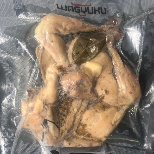 

Ayam Kampung Kremes lengkap ama sambal