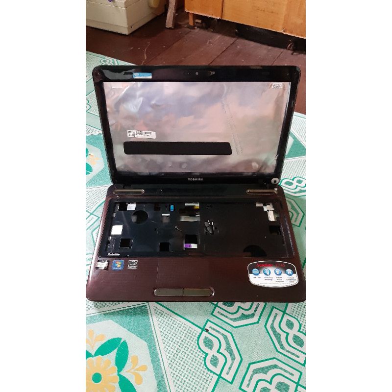 Casing Laptop Toshiba L745D series
