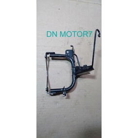 Dudukan Panel Dudukan Tameng Depan Scoopy New K93 Original Besi dudukan tameng panel depan