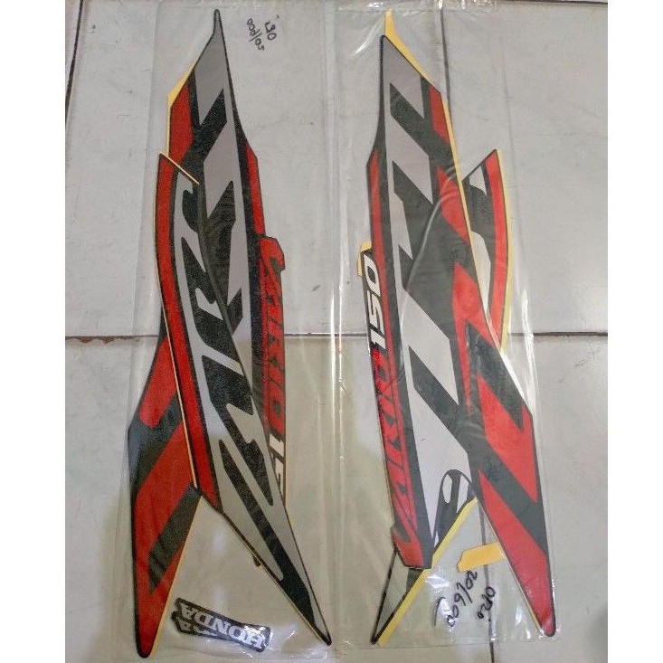 STRIPING STANDAR ORI LIST STIKER MOTOR VARIO 150 TAHUN 2020 STIKER VARIO 150 2020