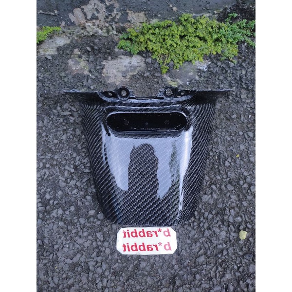 spakbor belakang Vespa sprint carbon kevlar part original