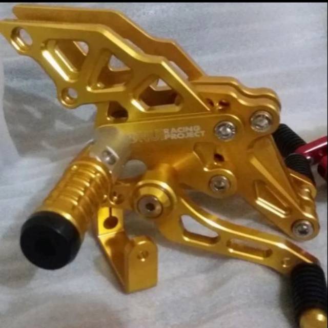 Footstep Underbone Nui Racing Monster v3 Ninja 250 old fi z 250 model lipat